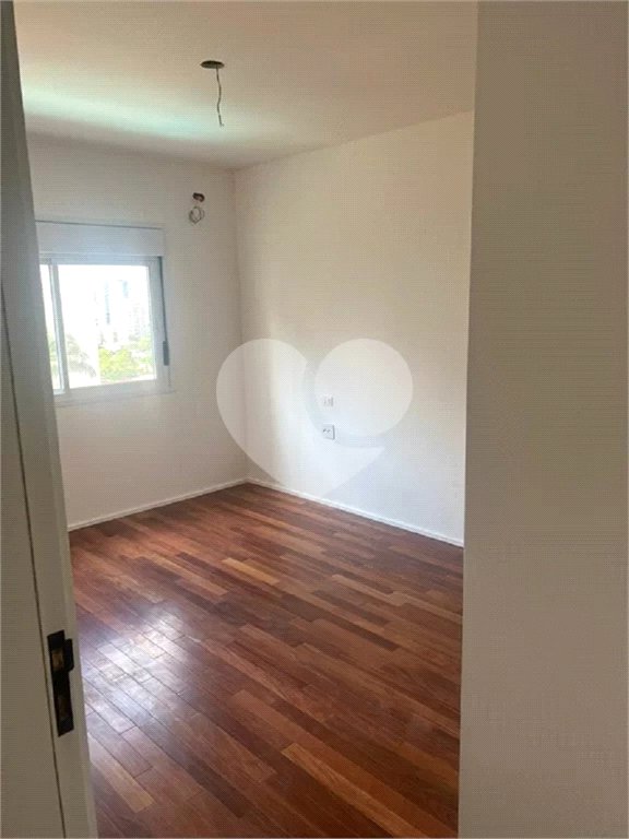 APARTAMENTO NA VILA MARIANA