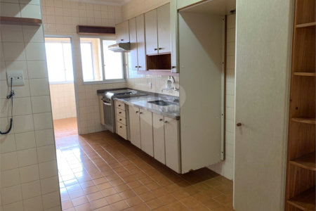 Apartamento à venda com 2 quartos, sendo 1 suíte,  em Jardim Aeroporto, São Paulo, SP
