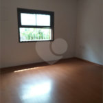Casa à venda com 4 quartos, sendo 1 suíte,  no Centro, Vinhedo, SP
