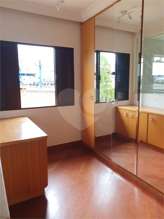 Casa à venda com 2 quartos, sendo 1 suíte, no condomínio Flamboyant, São Paulo - SP