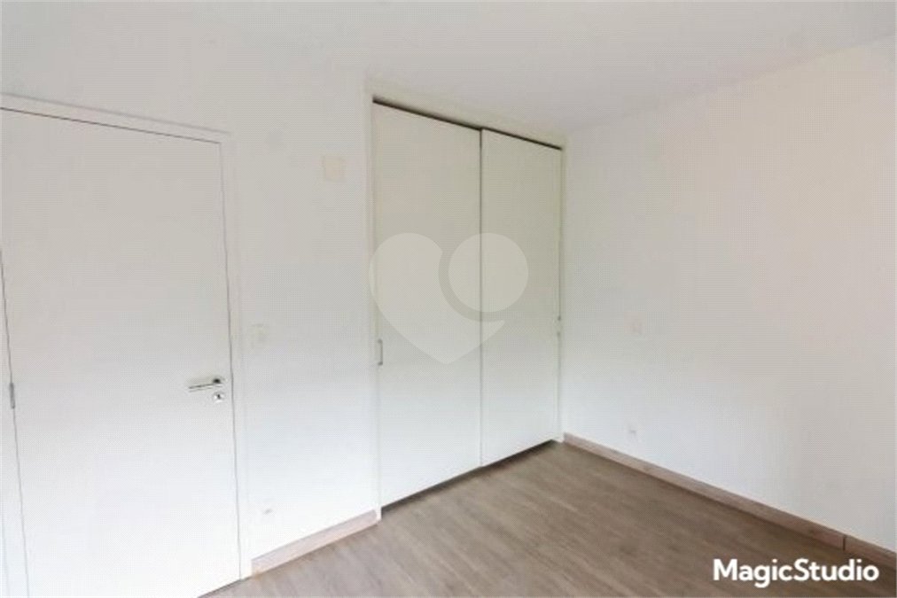 Apartamento com 66m², 2 dormitórios, 1 vaga de garagem, à venda na Barra Funda.