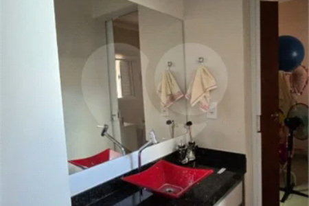 Casa em condomínio Alvorada em Araraquara com 3 dormitórios e piscina