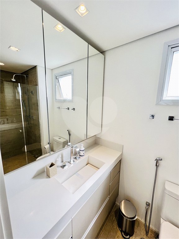 Apartamento venda / locação Vila Nova Conceição, 80m², andar alto, 1 suíte e 2 vagas
