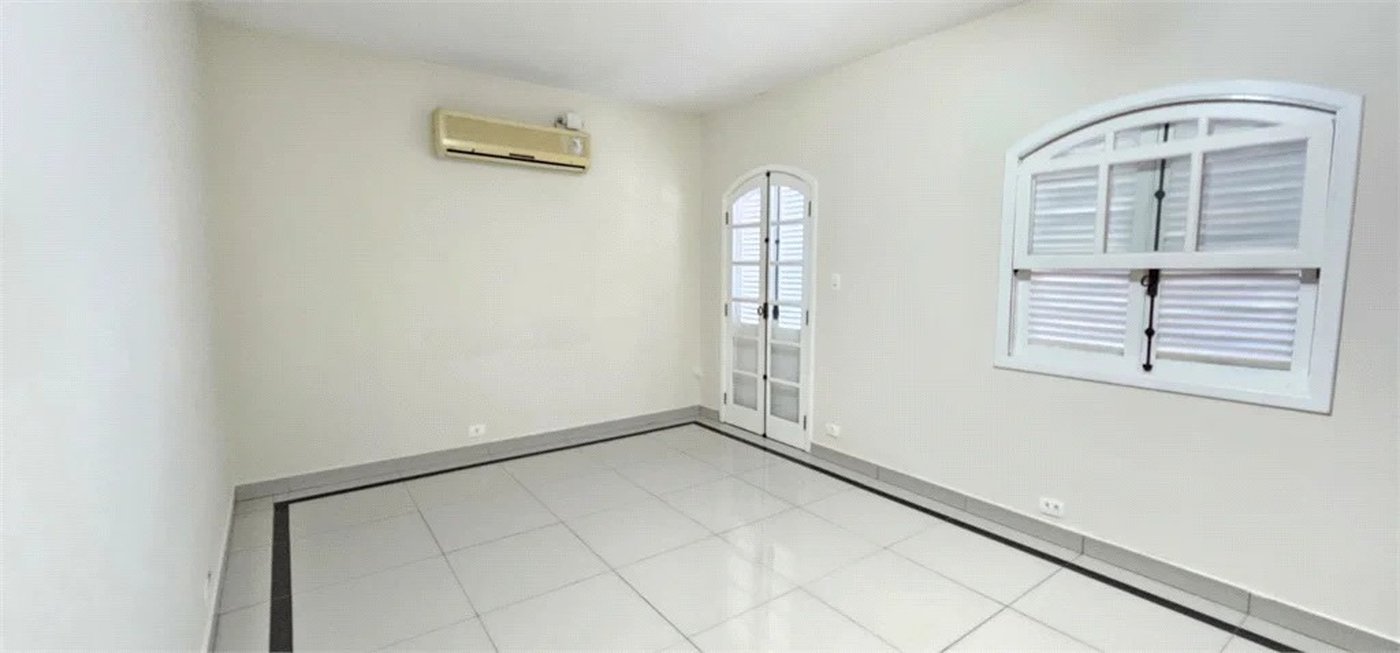 Sobrado à venda com 3 quartos, sendo 1 suíte, em Vila Leopoldina, São Paulo, SP
