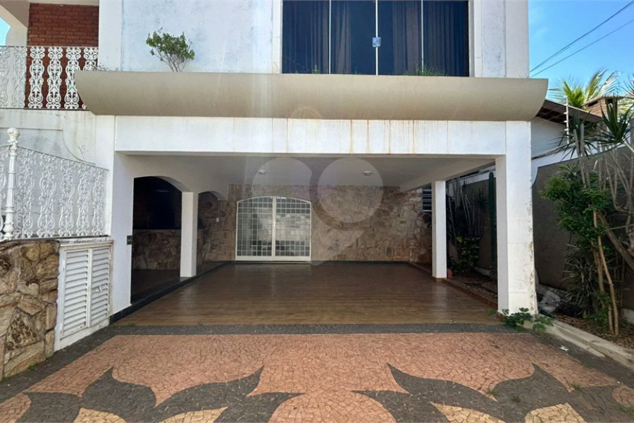 Venda Casa com 4 Dormitórios no Parque Santa Cecília