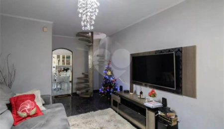 Casa à venda com 2 quartos, sendo 1 suíte, em Jardim Santa Clara, Guarulhos, SP