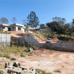 Terreno em Atibaia com 681 metros, pronto para construir, excelente localização, aceita financiamento
