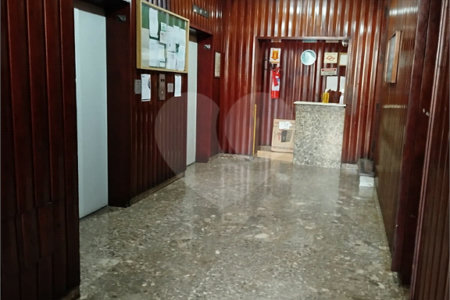 APARTAMENTO 33 M2 - PRÓXIMO METRÔ SÃO BENTO