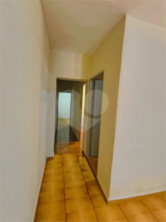 Casa Térrea para Venda – Bairro Vila Avaí, Indaiatuba - com 02 quartos- 01 banheiro-sala -cozinha-quintal e garagem 0 1carro