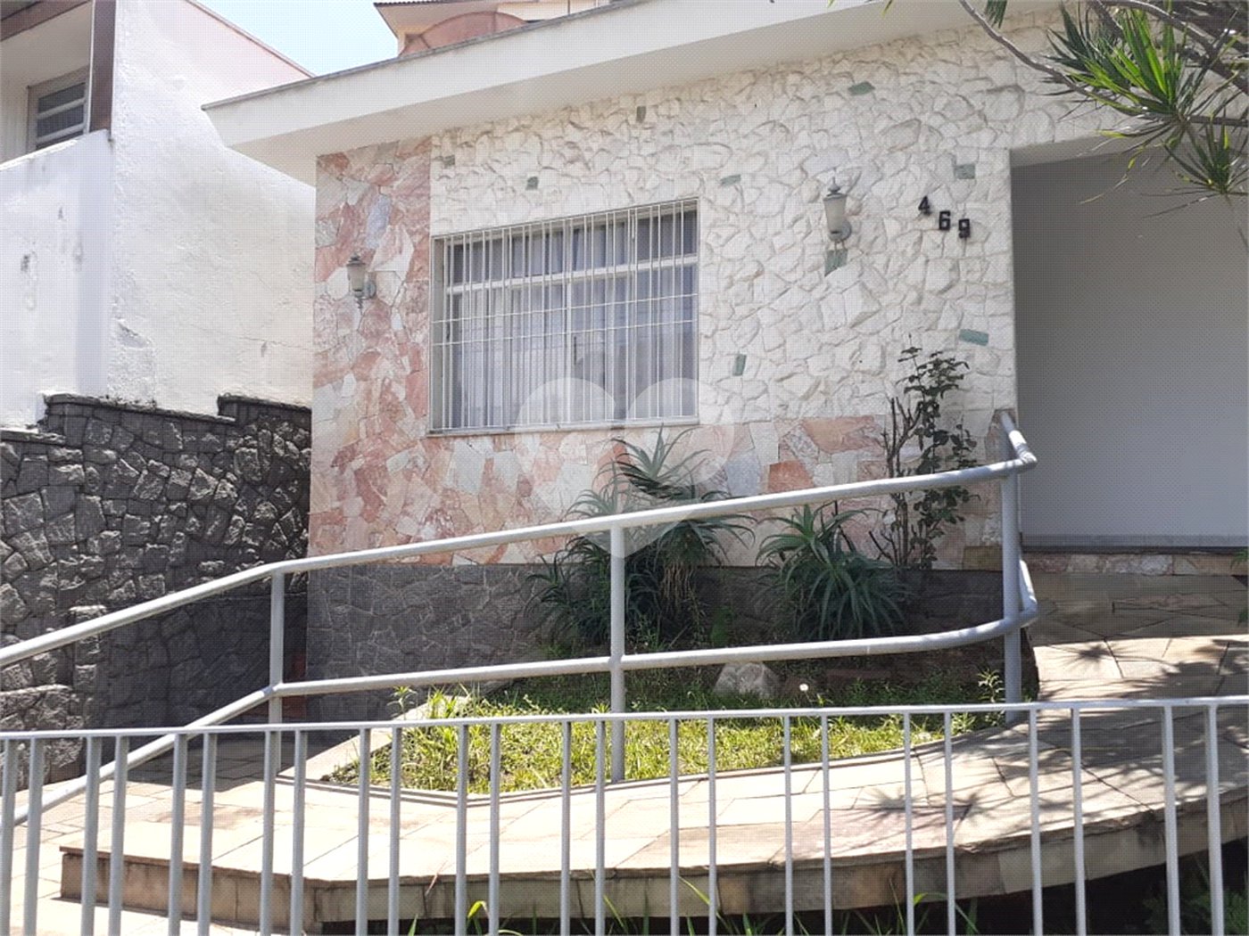 Casa Terrea a venda no bairro do Jardim França