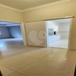 Apartamento à venda no bairro Barra Funda.