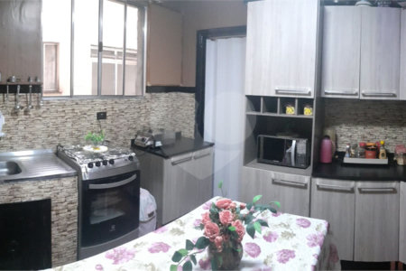 Apartamento à Venda no Bairro do Brás com 52 m² 2 quartos e armário embutido