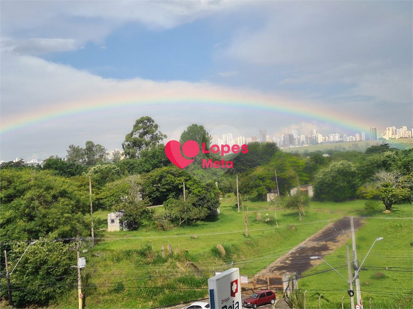A VENDA BELISSIMO APARTAMENTO NO BAIRRO URBANOVA I, 2 QUARTOS 1 SENDO SUITE, 3 BANHEIROS E 2 VAGAS,