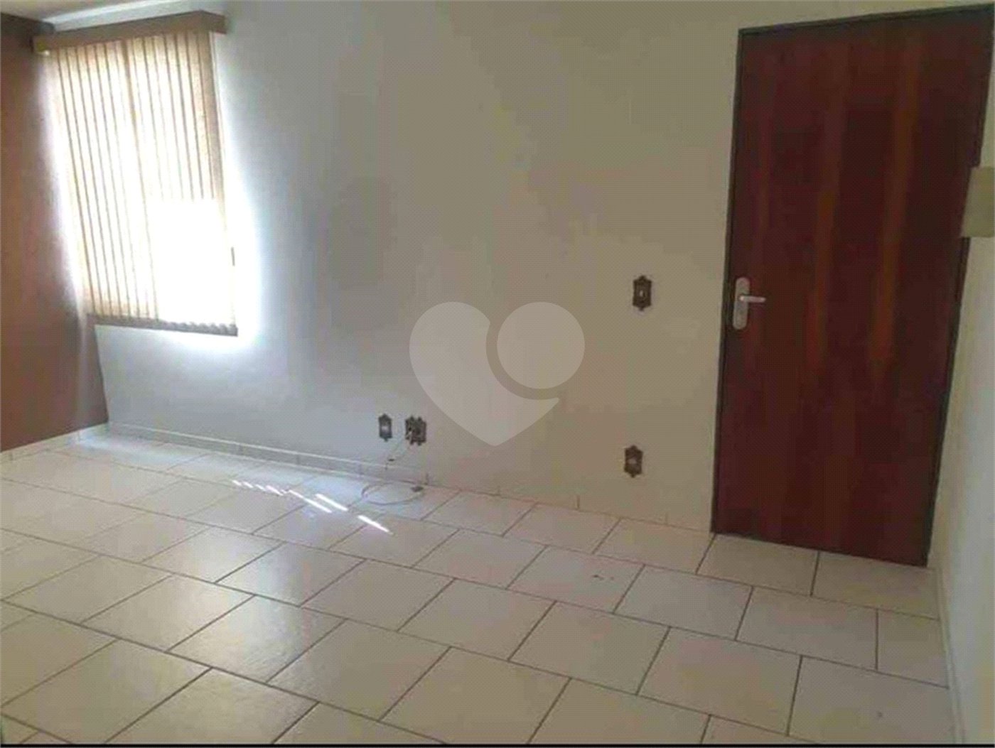 Apartamento no Condomínio Residencial Mazo