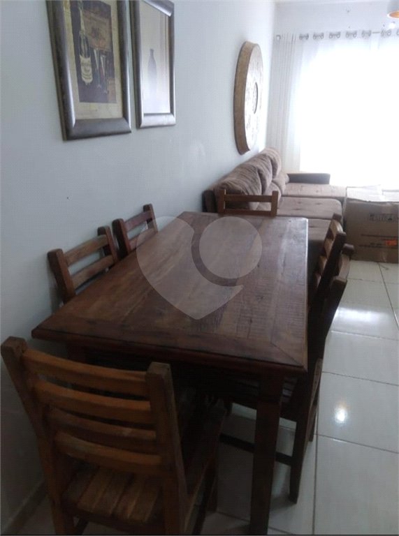 Apartamento no Condomínio Vila Urbana.