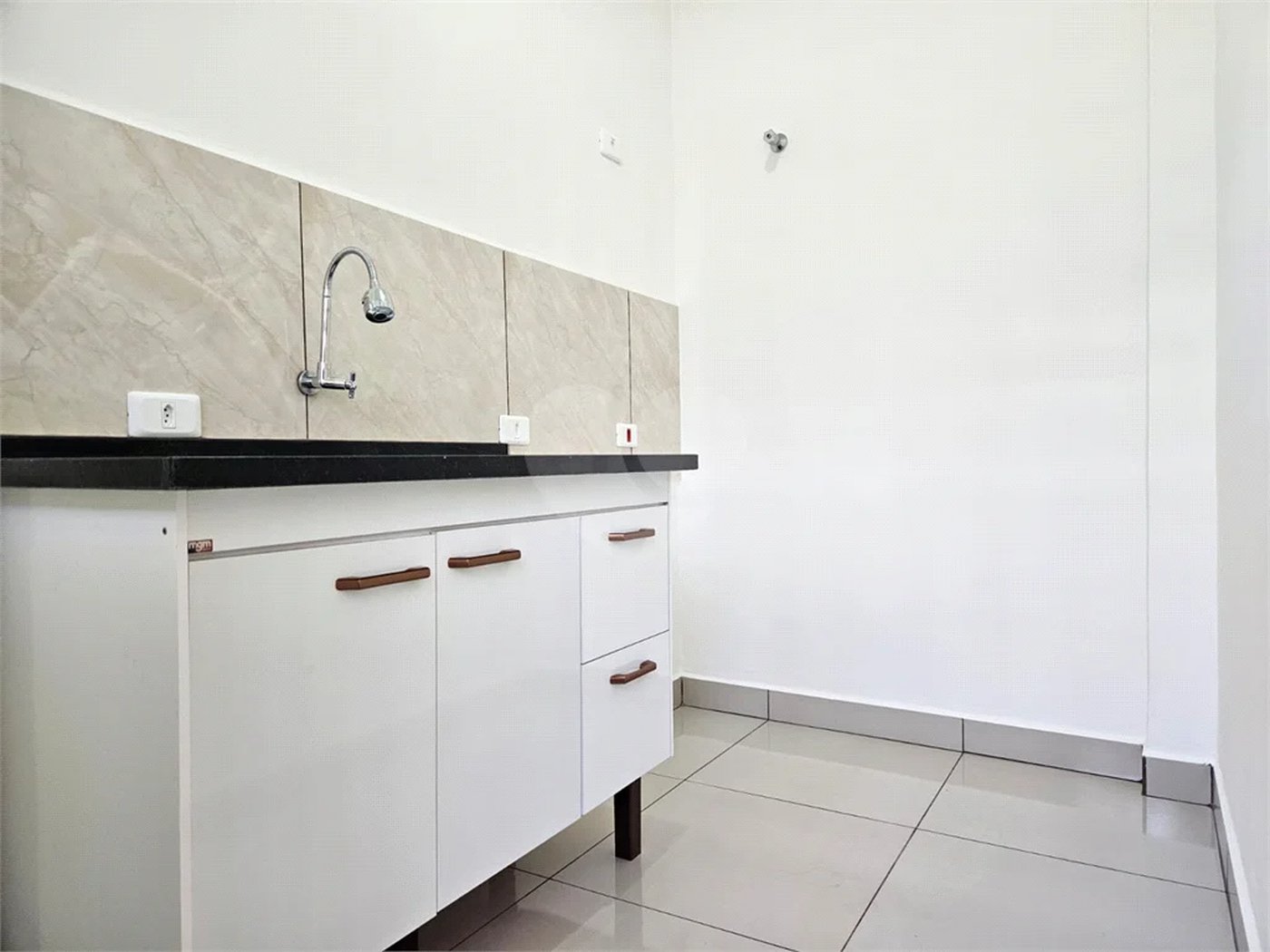 Conjunto comercial, 115 m², para locação no Jardim América