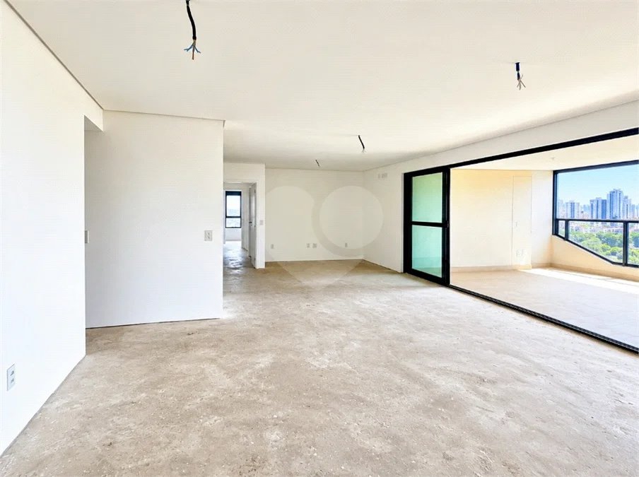 Apartamento à venda com 3 suítes em Chácara Santo Antônio, São Paulo, SP