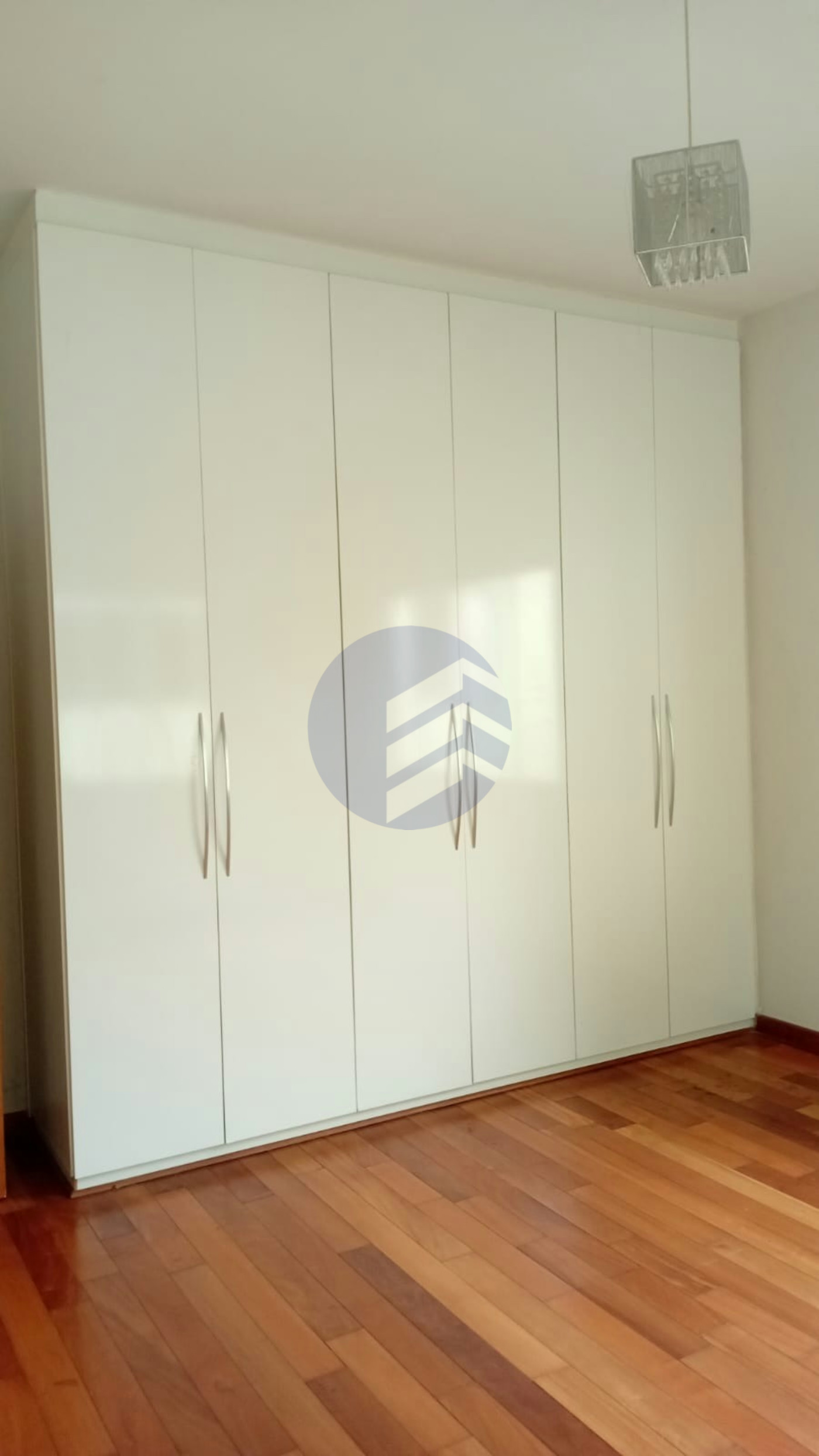 Sobrado residencial/comercial para alugar com 4 quartos, sendo 1 suíte, em Parque Ipê, São Paulo - SP