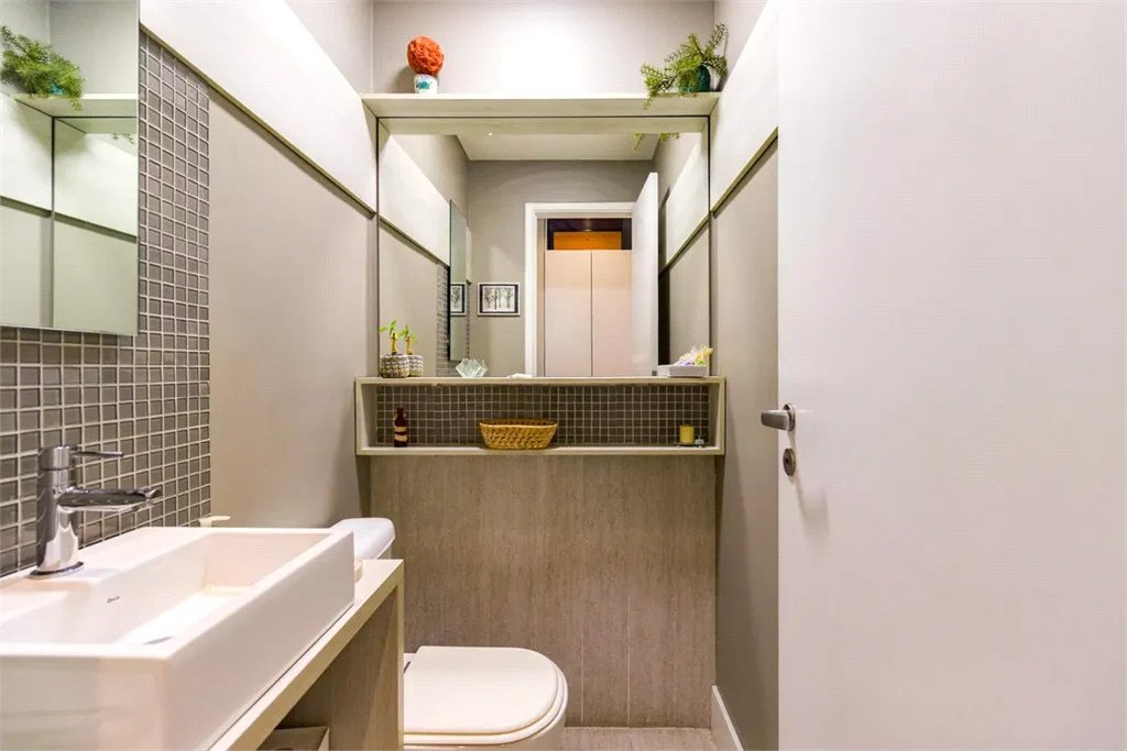 Apartamento à venda com 3 quartos, sendo 2 suítes, em Morumbi, São Paulo, SP