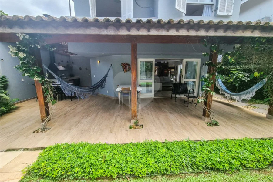 Casa à venda com 6 quartos, sendo 4 suítes,  em Riviera de São Lourenço, Bertioga, SP