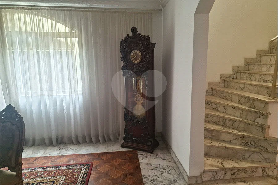 Sobrado à venda com 4 quartos, sendo 2 suítes, em Santana, São Paulo, SP