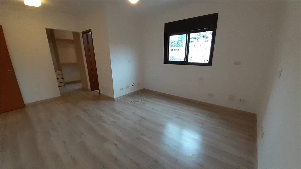 Apartamento à venda com 3 quartos, sendo 3 suítes, em Vila Sônia, São Paulo - SP