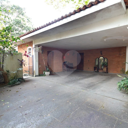 Casa Térrea com 2 quartos 5 vagas e terreno de 500m² no Brooklin