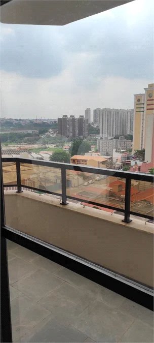 Apartamento Espaçoso com 4 Dormitórios, Suíte e Varanda no Jardim Paris