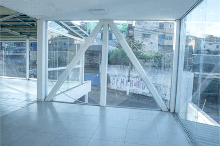 Lindo Salão Comercial para locação com 924m2 no Centro de Atibaia