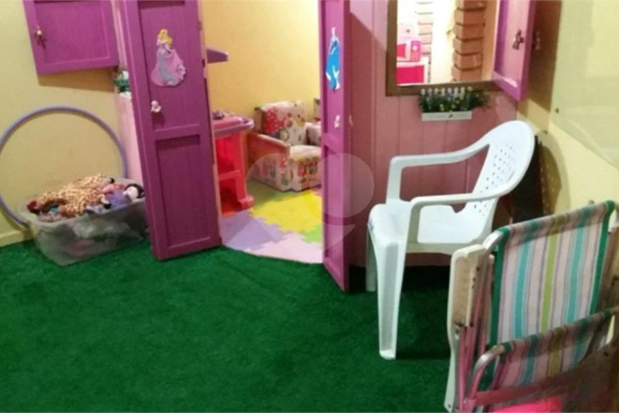 Casa à venda com 3 quartos, sendo 1 suíte, em Jabaquara, São Paulo, SP