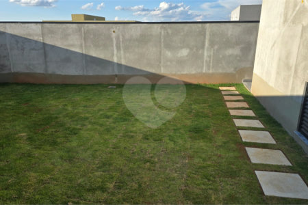 Lindo Sobrado Moderno duas Suítes Á/ C de 80m² Terreno de 150m² no Jd Jaraguá em Atibaia - SP
