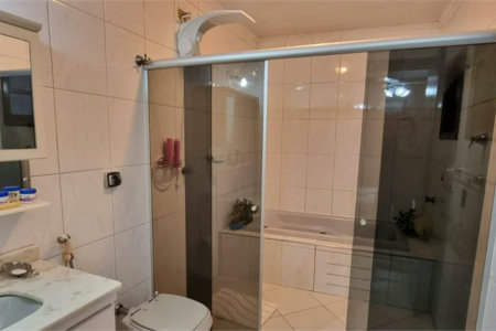 Casa à venda com 3 quartos, sendo 3 suítes, em Vila São Francisco, São Paulo - SP