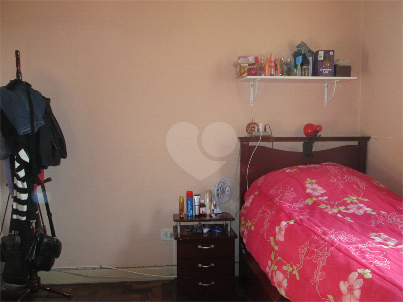 Apartamento com área útil de 72 m², 2 quartos no Bairro do Cambuci.