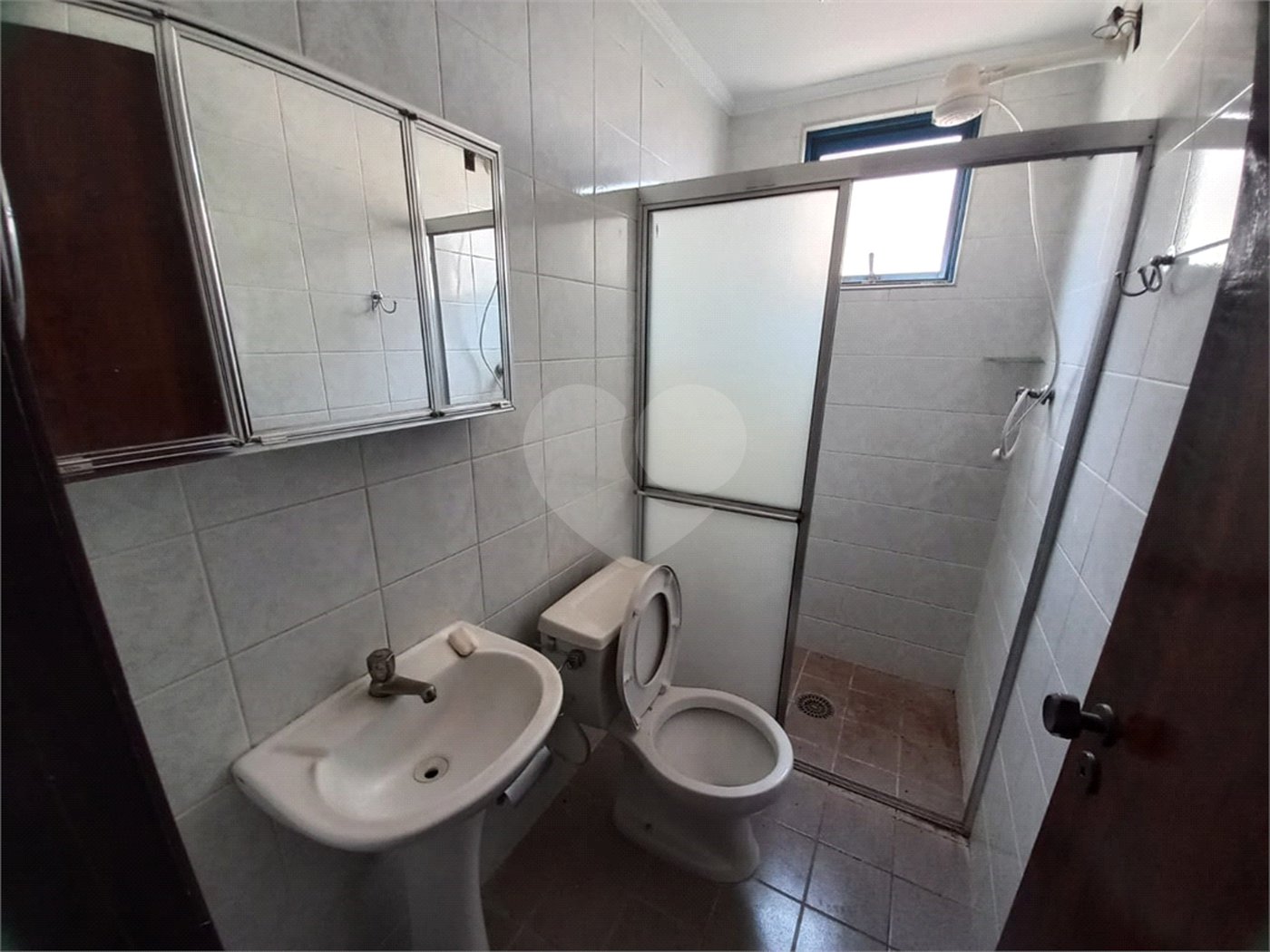 Apartamento no Condomínio Jardim Europa.