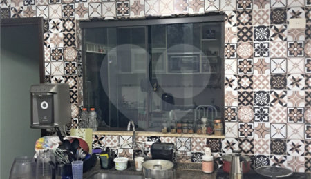 Sobrado à venda com 2 quartos, sendo 1 suíte,  em Jardim Vivan, São Paulo, SP