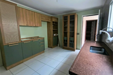 Sobrado à venda com 3 quartos, sendo 1 suíte,  em Jardim Esmeralda, São Paulo, SP