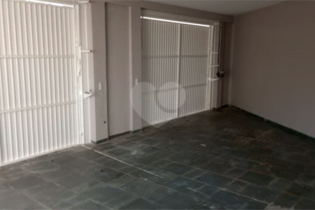 Sobrado amplo com 3 dormitorios e area de lazer a venda