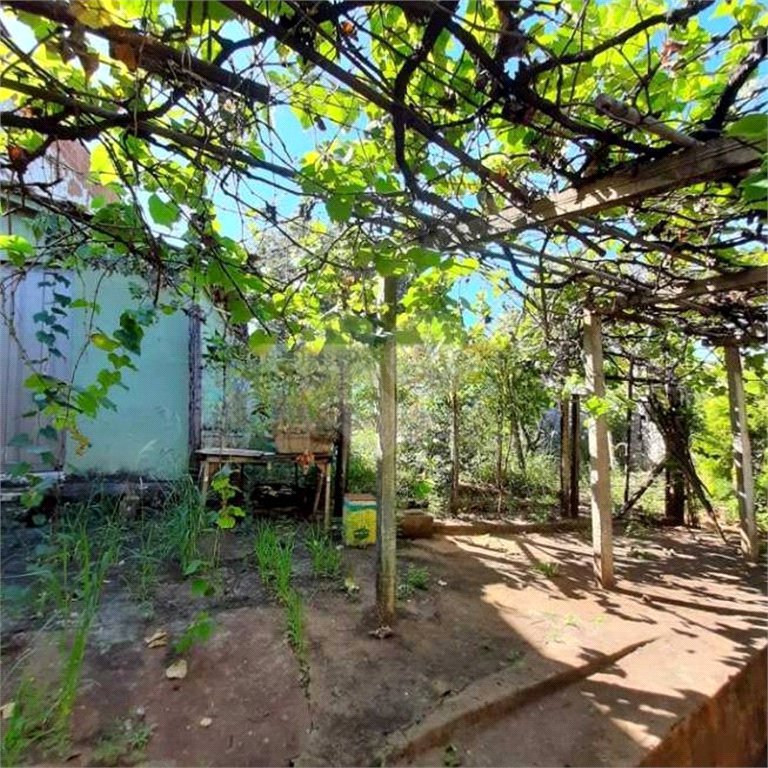 Terreno com 400,00 m² no Centreville.
