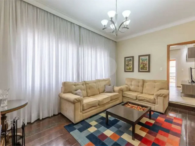Casa Térrea à venda com 3 quartos, sendo 1 suíte,  em Interlagos, São Paulo, SP
