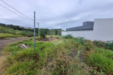 Terreno à venda 262m² prolongamento do jardim das torres