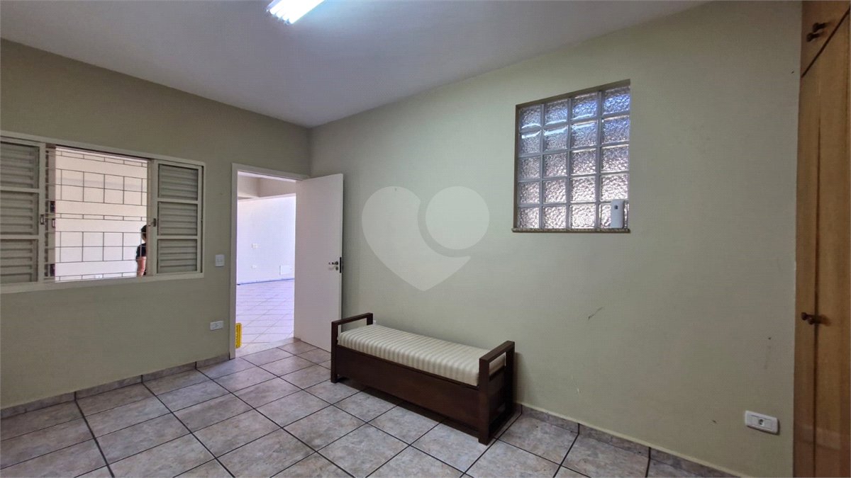Casa sofisticada à venda em bairro nobre de Atibaia | 3 dormitórios | 408 m²