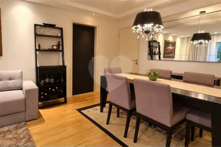 Apartamento com 3 dormitórios, 1 suíte, sala ampliada, varanda gourmet, planejados e 2 vagas. Condomínio com lazer completo e ótima localização em São Bernardo do Campo.
