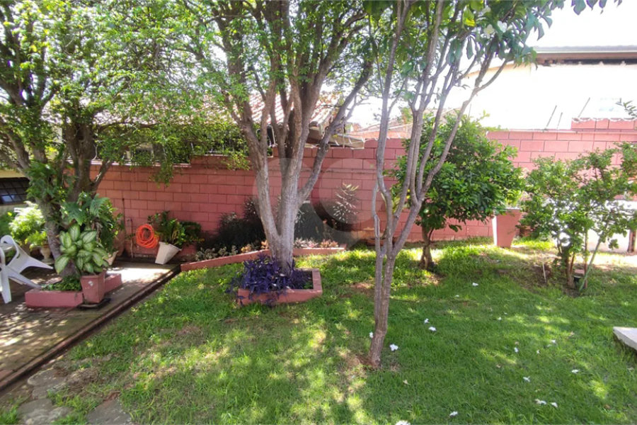 Apartamento à venda no Edifício Amarante no Bairro Jaraguá em Piracicaba - SP.