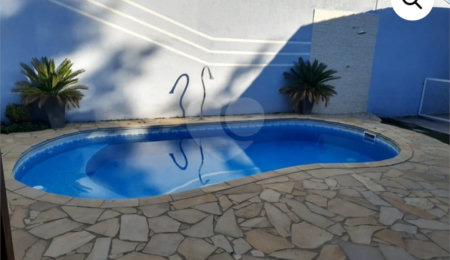 Casa à venda com 3 quartos, sendo 1 suíte, em Vila Geny, Lorena, SP