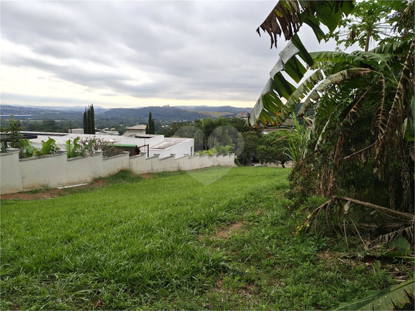 Lote à Venda no Porto Atibaia – 1.300 m² com Vista Privilegiada