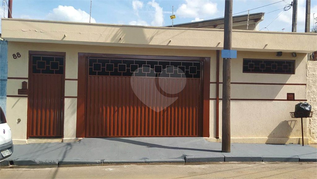 Casa térrea no Jardim Santa Maria .