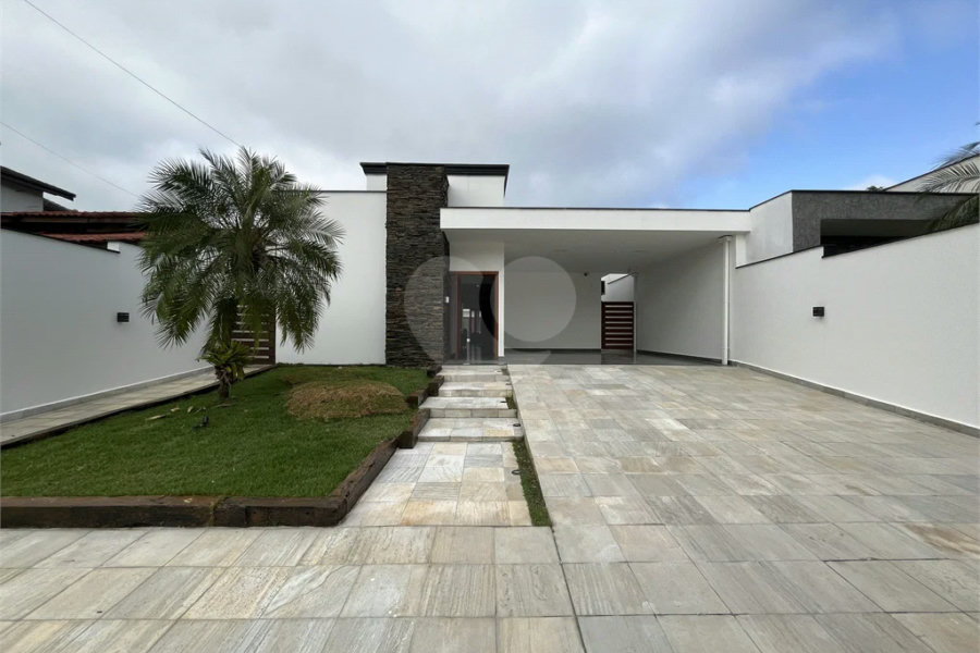 Casa à venda com 3 quartos, sendo 1 suíte, em Morada da Praia, Bertioga, SP