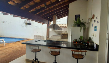Casa à venda com 5 suítes em Parque Santa Mônica, São Carlos, SP