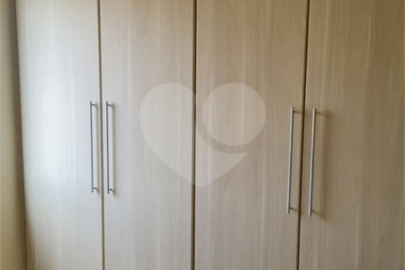 Apartamento no Condomínio Monte Verde.