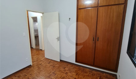 Apartamento à venda com 2 quartos no Centro, Araraquara, SP